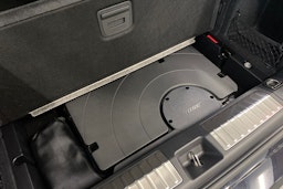 musta Porsche Macan 2025 kuva 16.