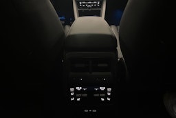 musta Porsche Macan 2025 kuva 20.