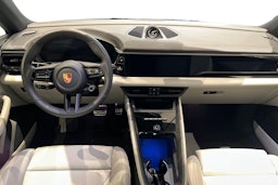 vihreä Porsche Macan 2025 kuva 7.
