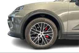 vihreä Porsche Macan 2025 kuva 9.