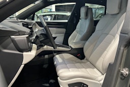 vihreä Porsche Macan 2025 kuva 10.