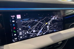 vihreä Porsche Macan 2025 kuva 21.