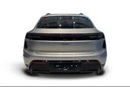 harmaa Porsche Macan 2025 kuva 3.