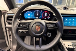 Valkoinen Porsche Macan 2025 kuva 14.