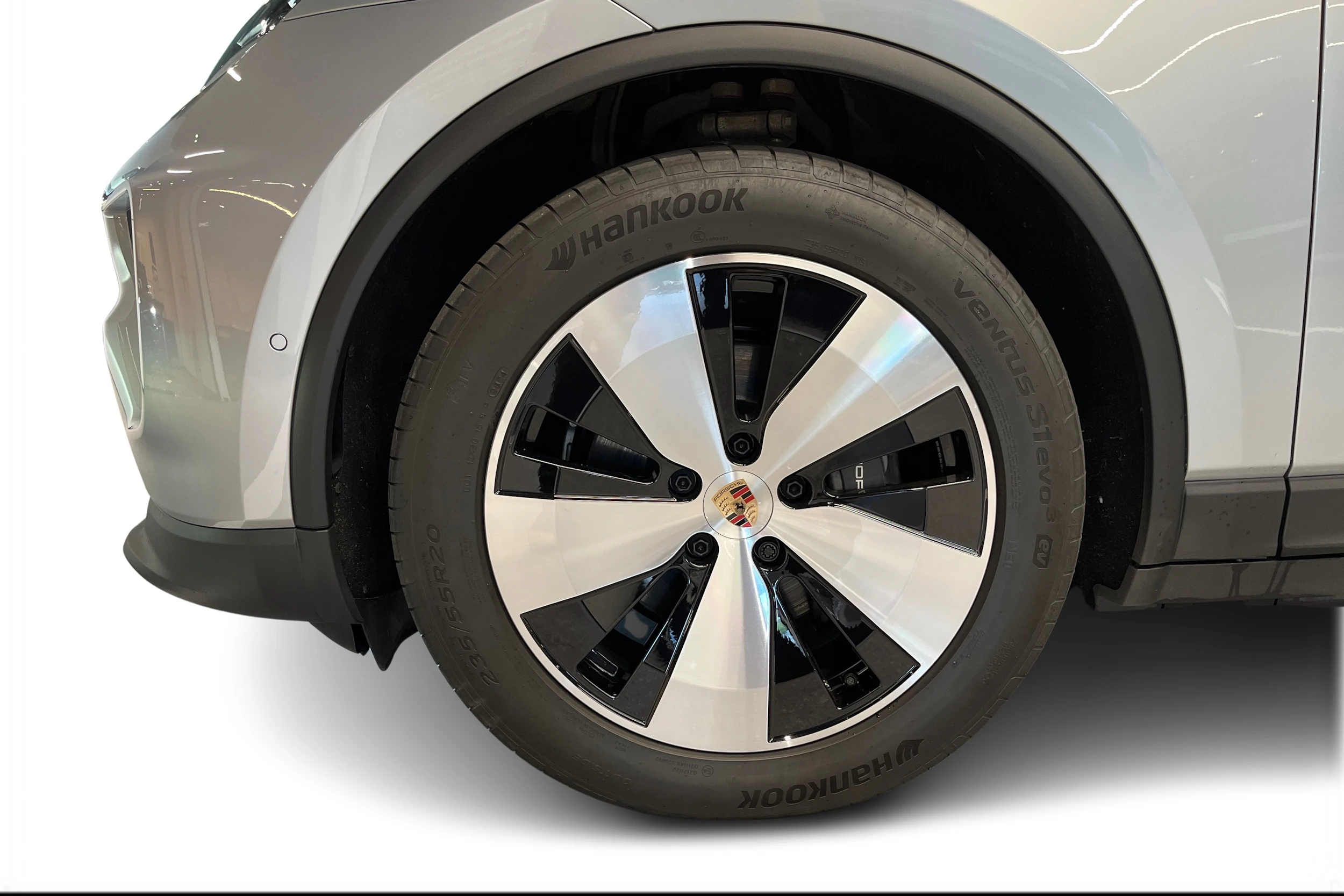 harmaa Porsche Macan 2025 kuva 9.