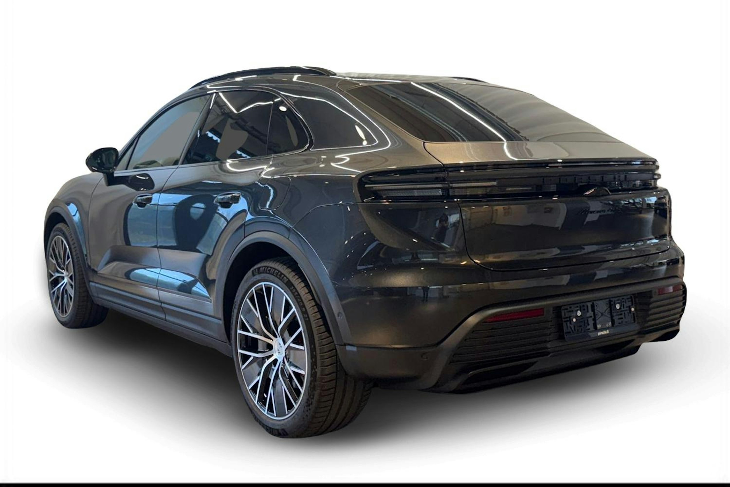 harmaa Porsche Macan 2025 kuva 2.
