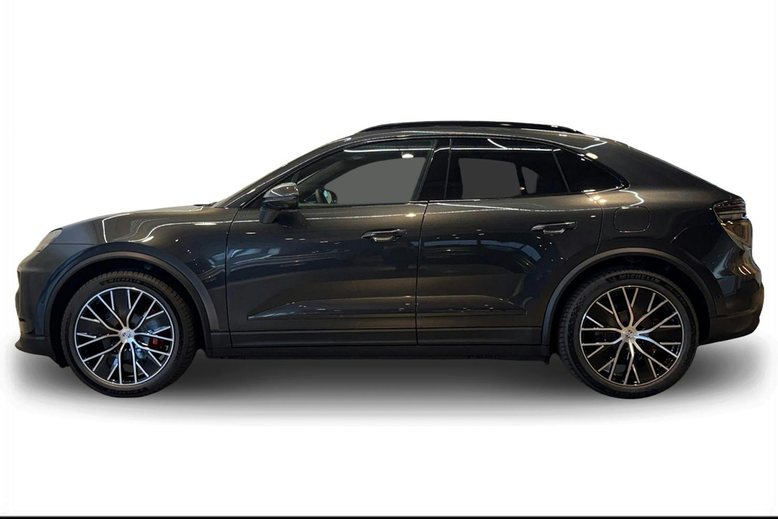 harmaa Porsche Macan 2025 kuva 5.