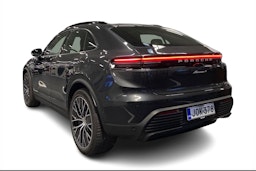 harmaa Porsche Macan 2025 kuva 2.