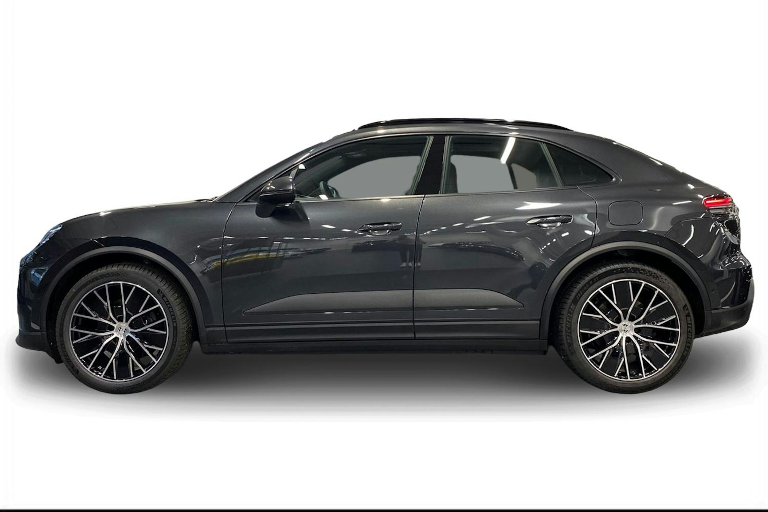 harmaa Porsche Macan 2025 kuva 5.
