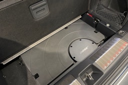 harmaa Porsche Macan 2025 kuva 15.