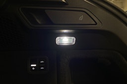 harmaa Porsche Macan 2025 kuva 16.