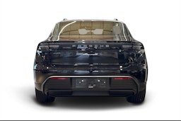 musta Porsche Macan 2025 kuva 3.