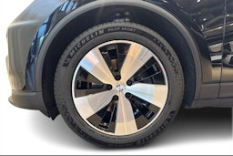 musta Porsche Macan 2025 kuva 9.