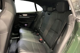 vihreä Porsche Macan 2025 kuva 8.