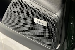 vihreä Porsche Macan 2025 kuva 17.