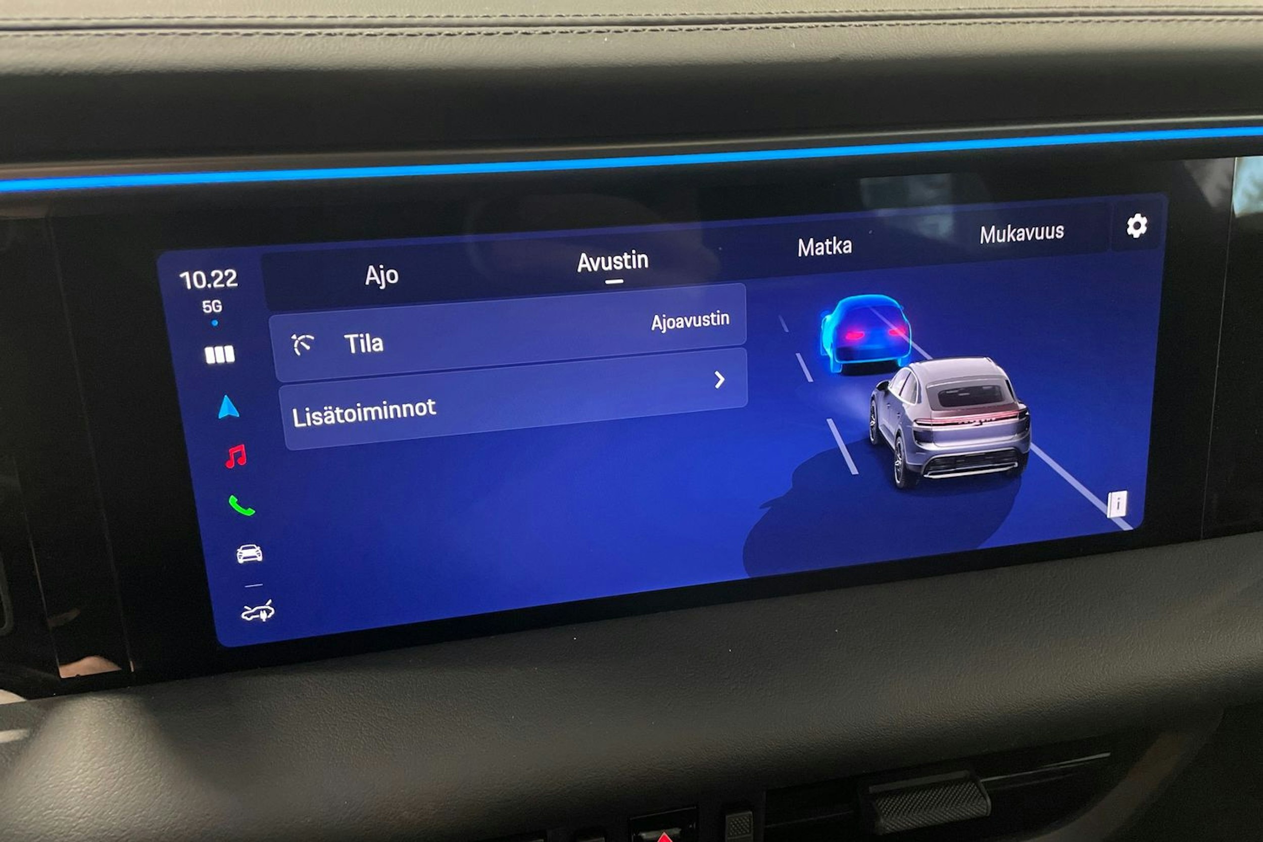 sininen Porsche Macan 2025 kuva 13.