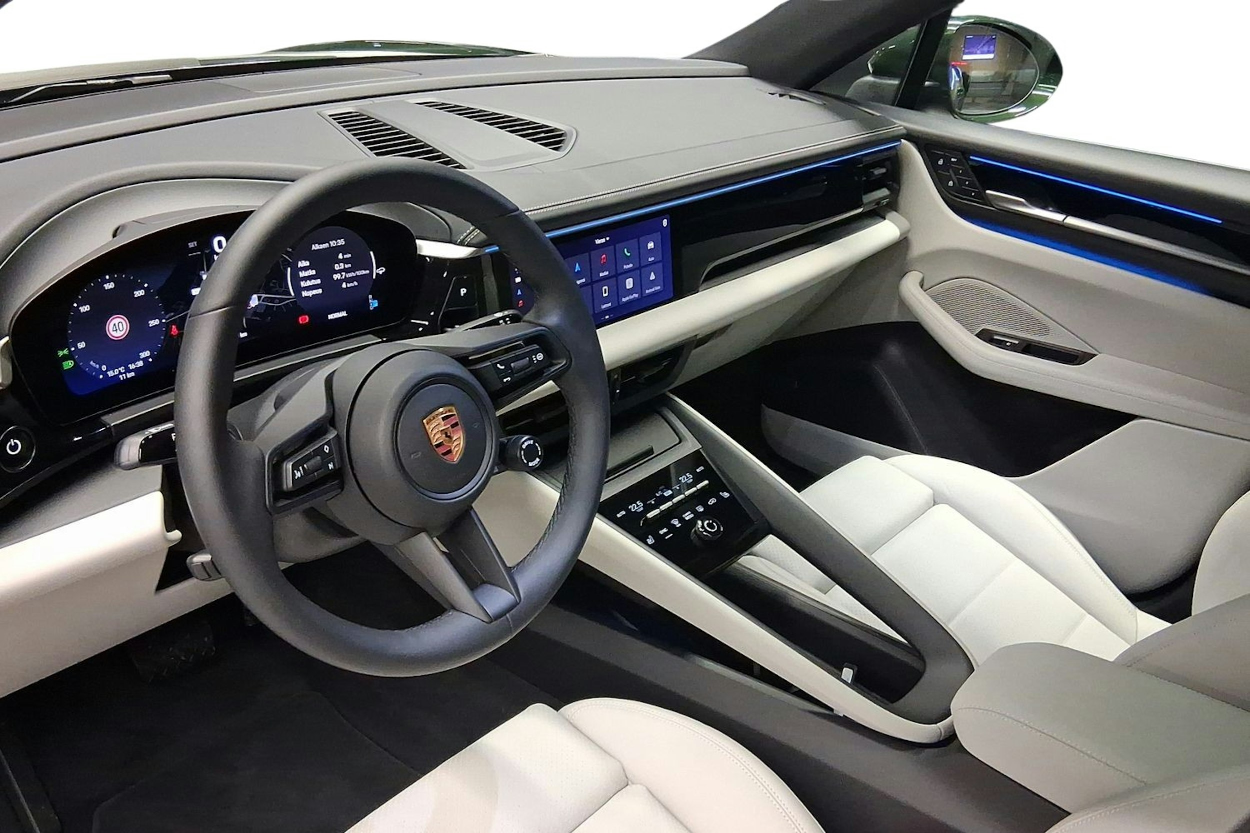 vihreä Porsche Macan 2025 kuva 6.