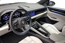 vihreä Porsche Macan 2025 kuva 6.