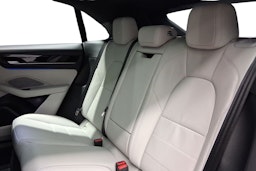 vihreä Porsche Macan 2025 kuva 8.