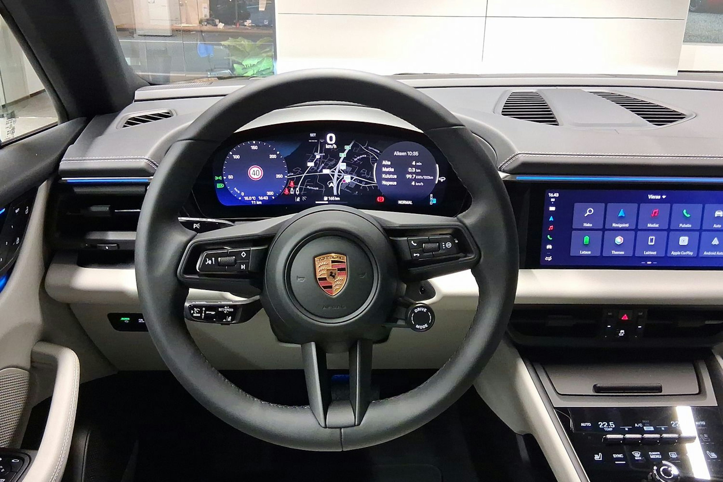 vihreä Porsche Macan 2025 kuva 13.