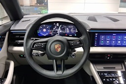 vihreä Porsche Macan 2025 kuva 13.