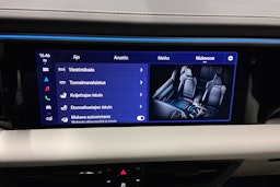 vihreä Porsche Macan 2025 kuva 18.