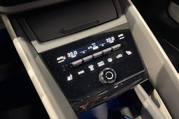 met. vihreä Porsche Macan 2025 kuva 16.