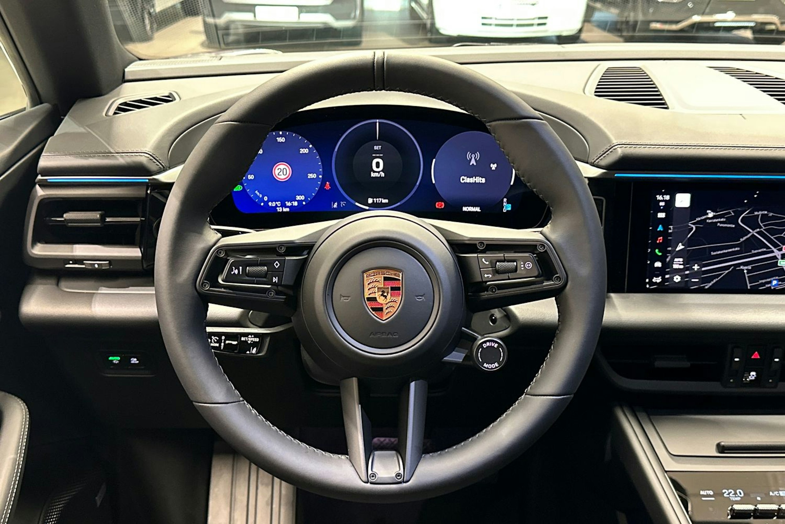 violetti Porsche Macan 2025 kuva 10.
