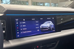 violetti Porsche Macan 2025 kuva 20.