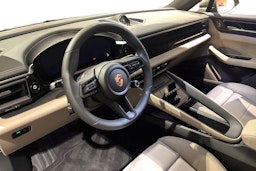 vihreä Porsche Macan 2025 kuva 6.