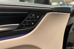 vihreä Porsche Macan 2025 kuva 11.