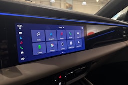 vihreä Porsche Macan 2025 kuva 15.