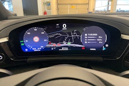 sininen Porsche Macan 2025 kuva 16.