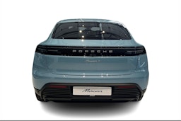 met. sininen Porsche Macan 2025 kuva 3.