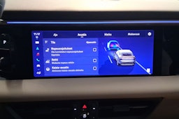 met. sininen Porsche Macan 2025 kuva 17.