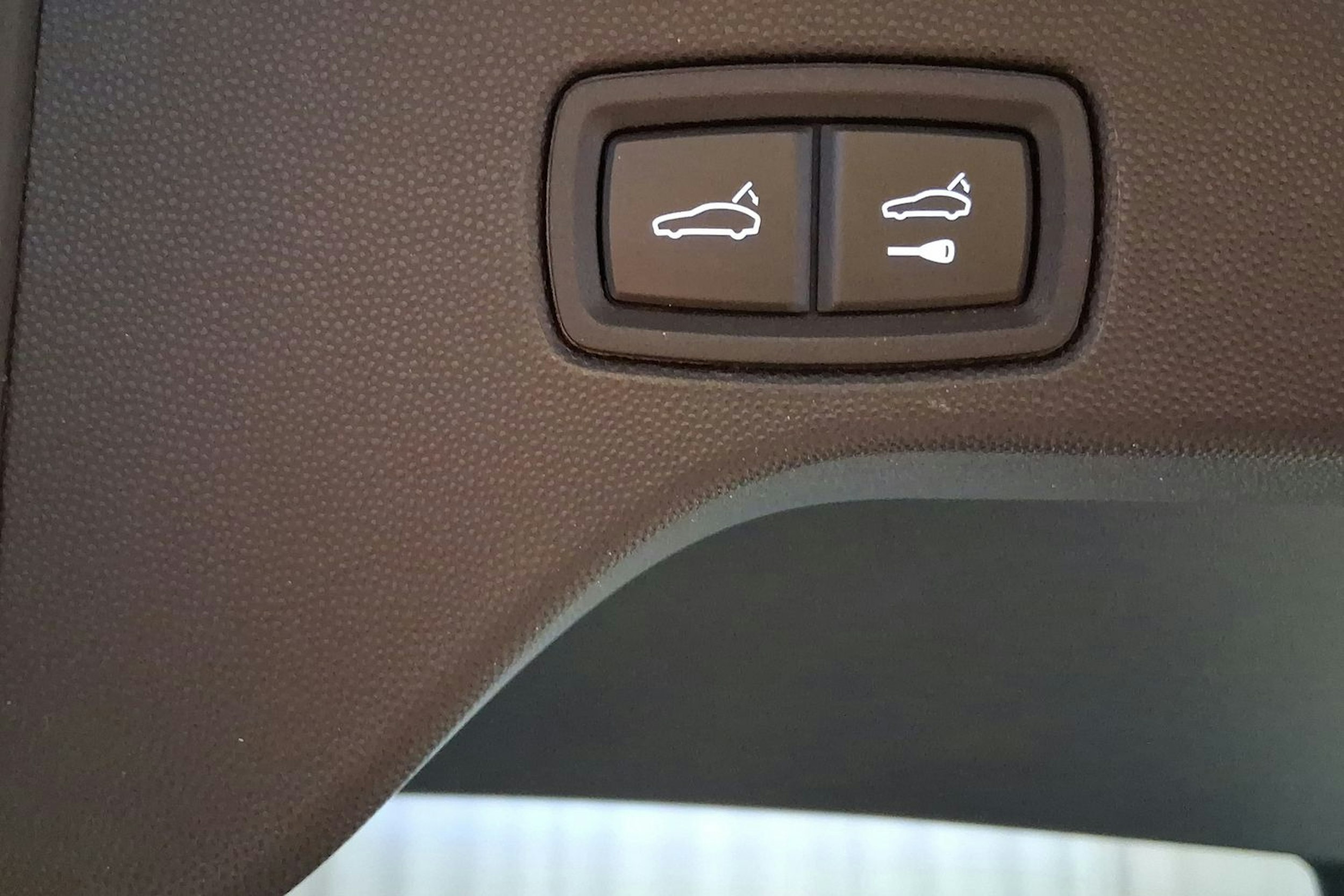 met. sininen Porsche Macan 2025 kuva 25.