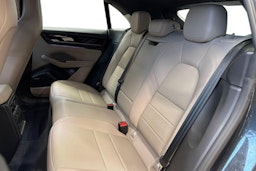 harmaa Porsche Macan 2025 kuva 7.