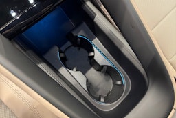 harmaa Porsche Macan 2025 kuva 12.