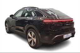 musta Porsche Macan 2025 kuva 2.