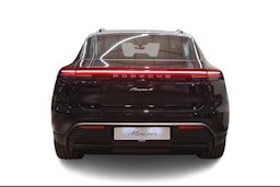 musta Porsche Macan 2025 kuva 3.