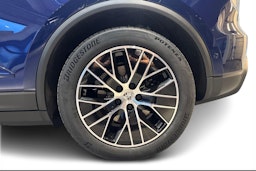 sininen Porsche Macan 2025 kuva 9.