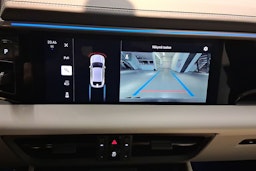 sininen Porsche Macan 2025 kuva 15.