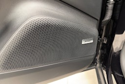 musta Porsche Macan 2025 kuva 14.