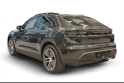 harmaa Porsche Macan 2025 kuva 4.
