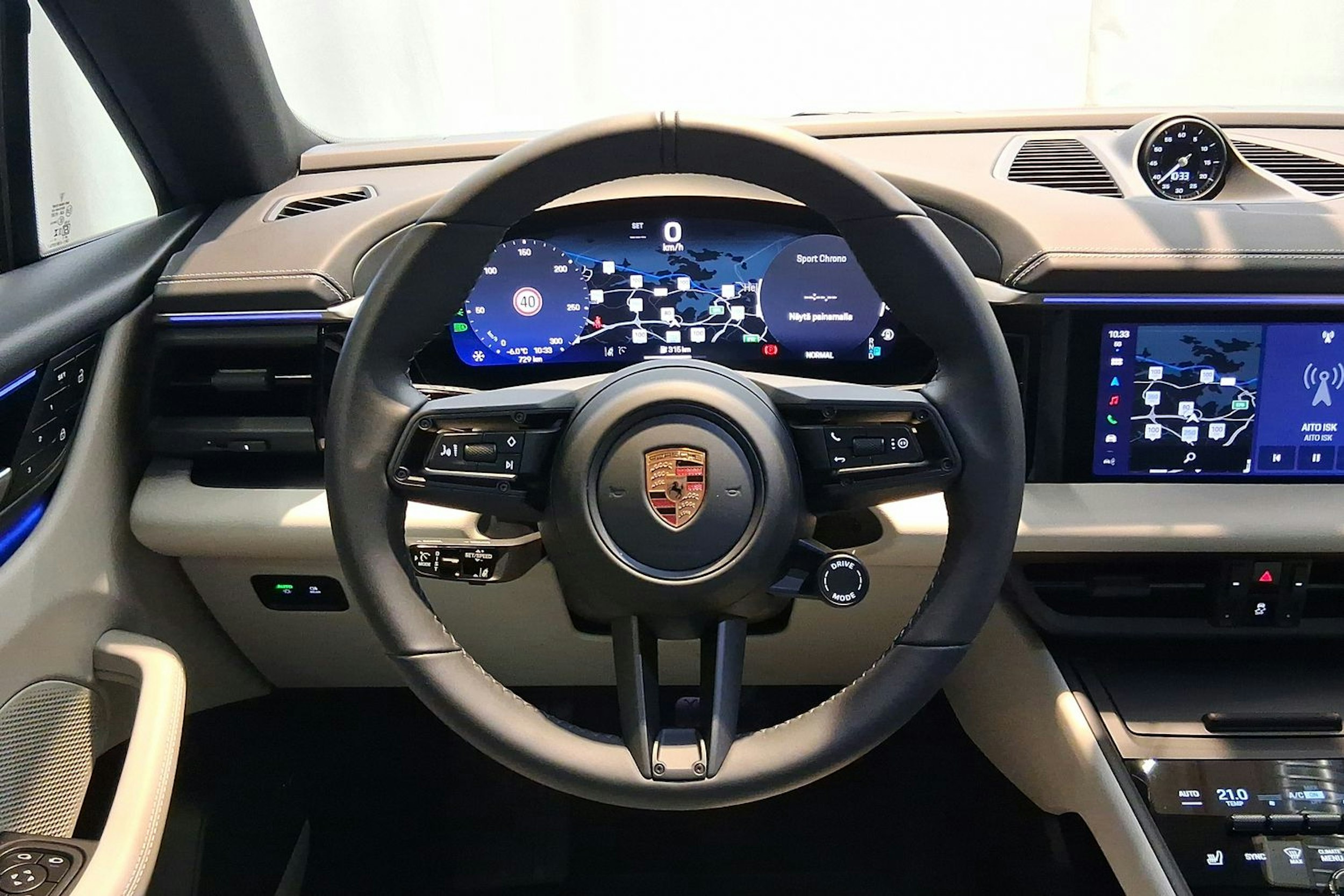 violetti Porsche Macan 2025 kuva 14.