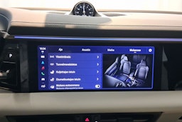 violetti Porsche Macan 2025 kuva 17.