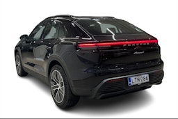 musta Porsche Macan 2025 kuva 2.