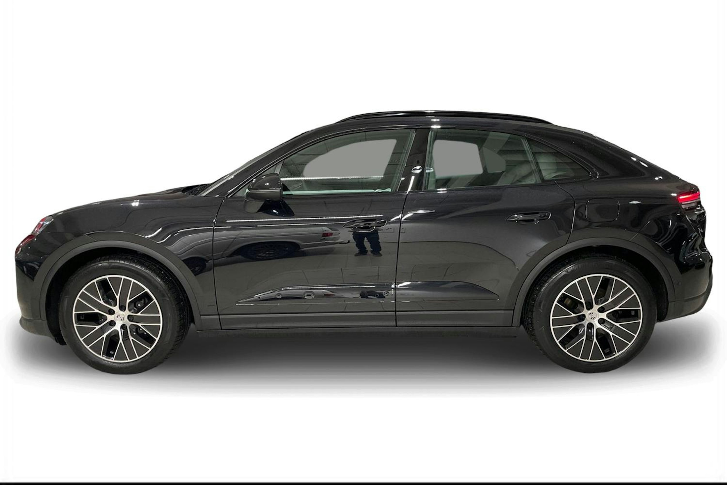 musta Porsche Macan 2025 kuva 5.