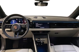 musta Porsche Macan 2025 kuva 7.