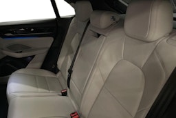 musta Porsche Macan 2025 kuva 8.